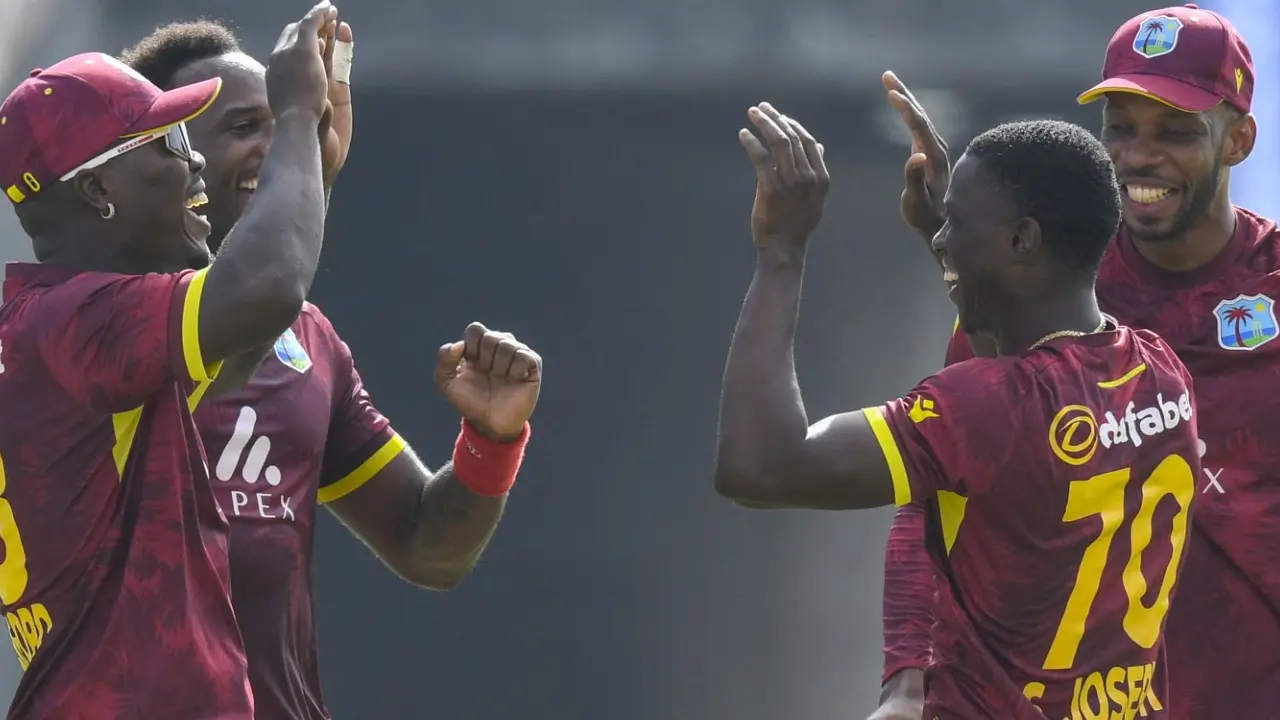 AFP 20241102 36LF244 v1 MidRes CricketWisEngOdi 1751042534486 d